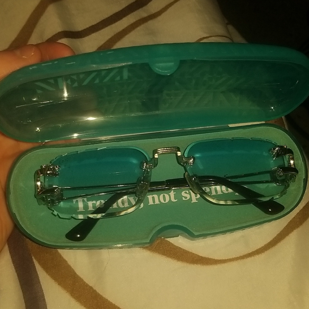 Diamond Cut Cartier glasses With Case